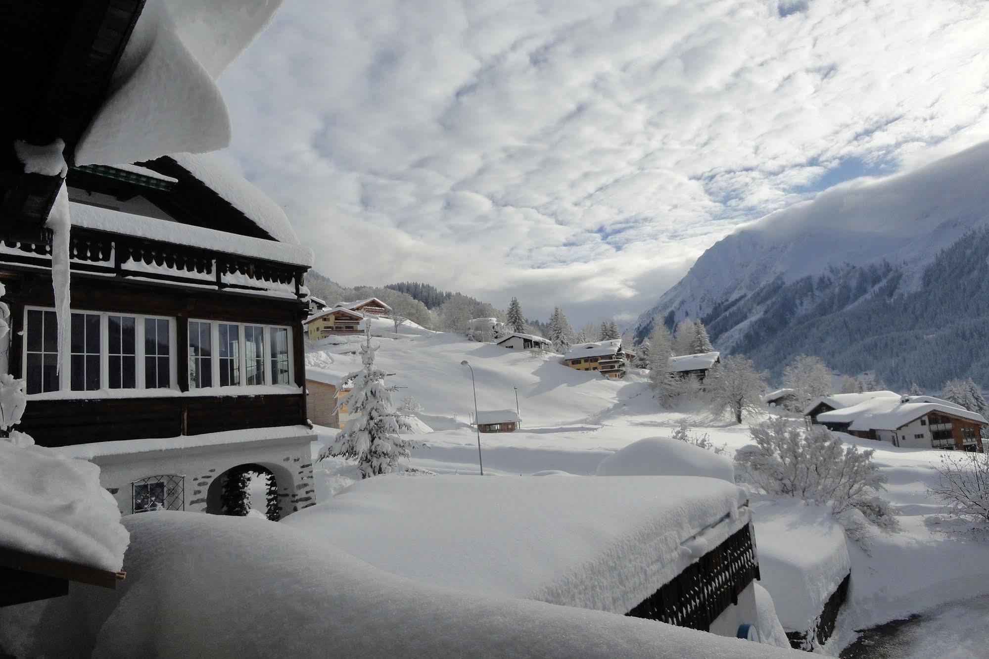 Klosters Youth Hostel Exterior foto