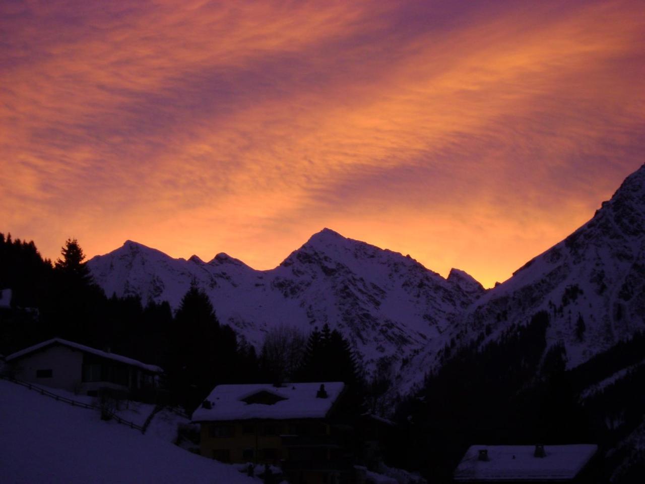 Klosters Youth Hostel Exterior foto