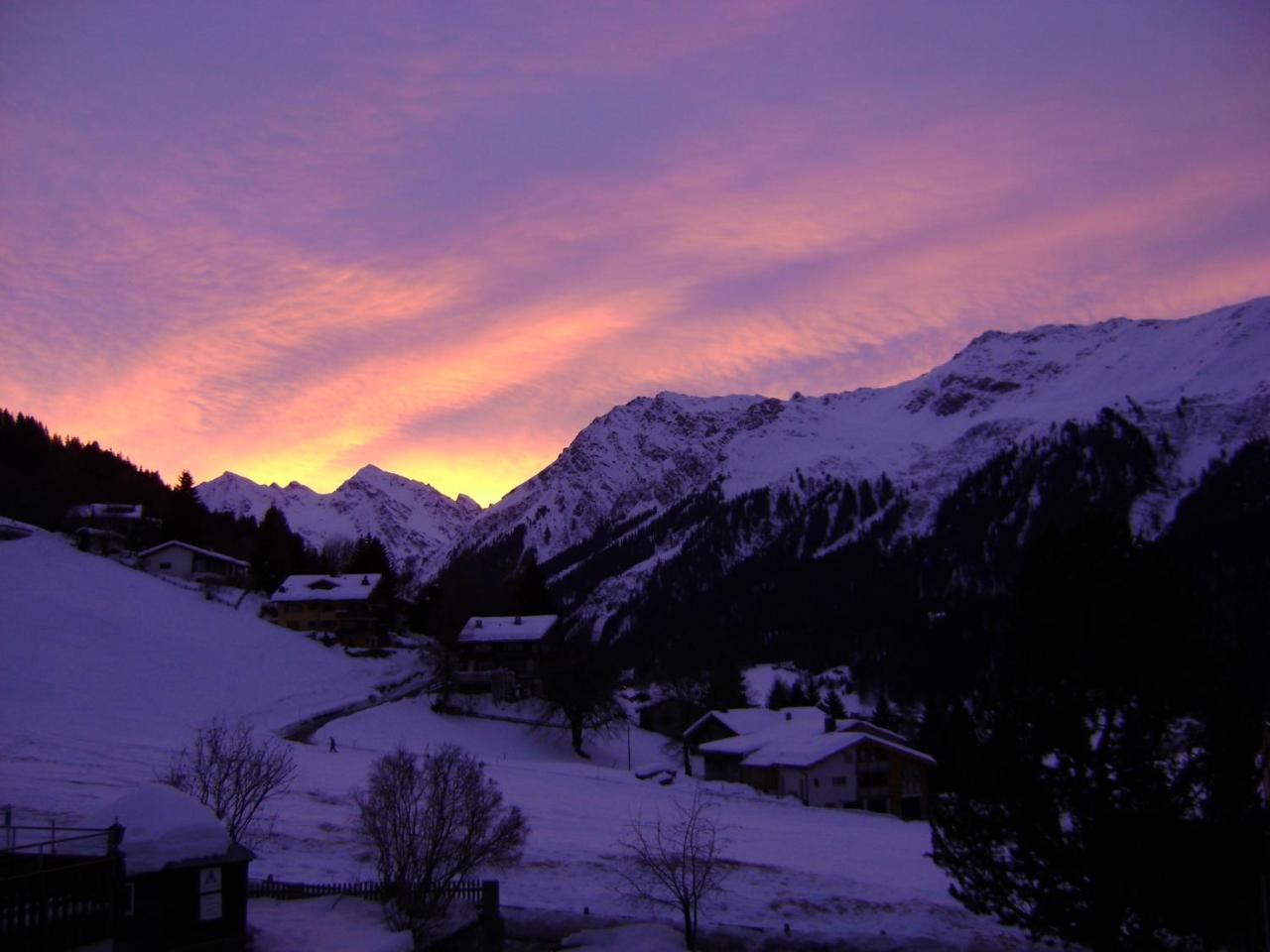 Klosters Youth Hostel Exterior foto